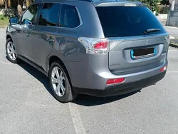 Usata 2015 Mitsubishi Outlander SUV | 11.800 €