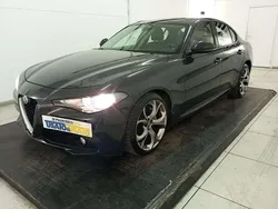 Grigio metallizzato Usata 2018 Alfa Romeo Giulia Business Tre volumi | 19.900 € (Ottimo prezzo)