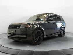 Verde scuro / metallizzato Usata 2024 Land Rover Range Rover Autobiography SUV | 134.900 € (Super prezzo)
