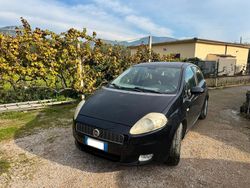 Nero Usata 2006 Fiat Grande Punto Due volumi | 2500 € (Molto cara)