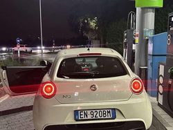Bianco Usata 2012 Alfa Romeo MiTo Super Due volumi | 2700 € (Ottimo prezzo)