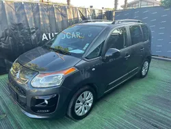 Grigio scuro metallizzato Usata 2016 Citroën C3 Picasso Exclusive Monovolume | 6700 € (Buon prezzo)