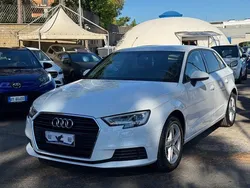 Bianco(met.) Usata 2018 Audi A3 Sportback Sport Tre volumi | 15.490 € (Ottimo prezzo)