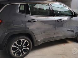 Grigio Usata 2024 Jeep Compass SUV | 33.000 € (Molto cara)