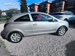 Grigio Usata 2007 Opel Corsa Sport Tre volumi | 2900 € (Cara)