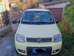 Giallo Usata 2005 Fiat Panda Due volumi | 5800 € (Molto cara)