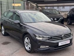 Nero Usata 2022 VW Passat Executive Station wagon | 24.090 € (Buon prezzo)