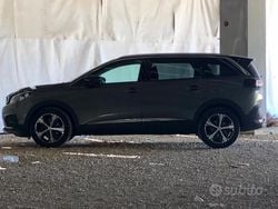 Usata 2018 Peugeot 5008 SUV | 12.000 € (Super prezzo)