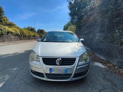 Grigio Usata 2009 VW Polo Due volumi | 3000 € (Buon prezzo)
