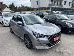 Grigio Usata 2021 Peugeot 208 Due volumi | 12.300 € (Buon prezzo)