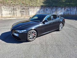 Nero Usata 2022 Alfa Romeo Giulia Sprint Tre volumi | 29.000 € (Ottimo prezzo)