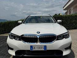 Bianco Usata 2020 BMW 320 Sport Line Station wagon | 25.500 € (Buon prezzo)