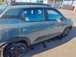 Verde Usata 2024 Dacia Spring Due volumi | 14.500 € (Buon prezzo)