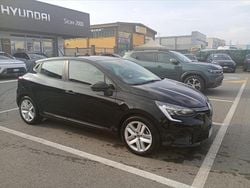 Nero Usata 2022 Renault Clio V Zen Due volumi | 14.400 € (Ottimo prezzo)