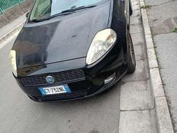Usata 2006 Fiat Grande Punto Dynamic Due volumi | 2400 € (Ottimo prezzo)