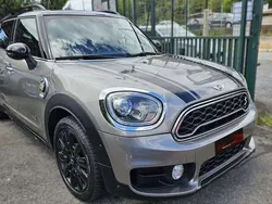Grigio Usata 2017 Mini Cooper S Countryman Hype SUV | 17.970 € (Buon prezzo)