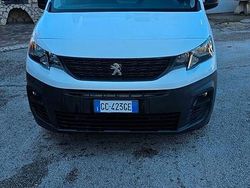 Bianco Usata 2020 Peugeot Partner Monovolume | 10.500 € (Buon prezzo)