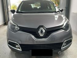 Grigio Usata 2016 Renault Captur Zen SUV | 11.900 € (Buon prezzo)