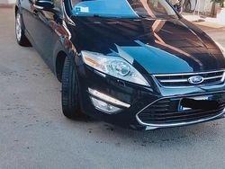 Nero Usata 2011 Ford Mondeo Tre volumi | 5500 € (Buon prezzo)