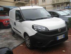 Bianco Usata 2019 Fiat Doblò Lounge Monovolume | 14.900 € (Molto cara)