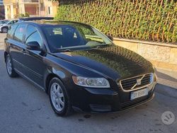 Nero Usata 2009 Volvo V50 Station wagon | 2999 € (Cara)