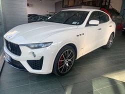 Bianco Usata 2019 Maserati Levante SUV | 45.000 € (Molto cara)