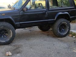 Nero Usata 1992 Jeep Cherokee SUV | 4800 €