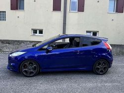 Usata 2015 Ford Fiesta ST Tre volumi | 13.500 € (Molto cara)