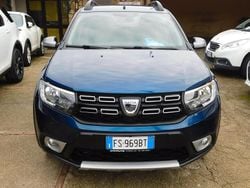 Blu Usata 2018 Dacia Sandero Tre volumi | 7990 € (Buon prezzo)