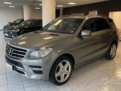 Grigio Usata 2012 Mercedes ML250 Premium SUV | 20.990 € (Molto cara)