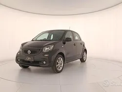 Nero Usata 2018 Smart ForFour Tre volumi | 14.900 € (Molto cara)