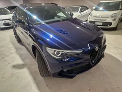 Blu/azzurro Usata 2021 Alfa Romeo Stelvio Quadrifoglio SUV | 49.900 € (Buon prezzo)