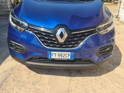 Blu/azzurro Usata 2019 Renault Kadjar Life SUV | 15.000 € (Buon prezzo)