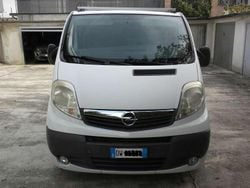 Bianco Usata 2009 Opel Vivaro Monovolume | 6000 € (Super prezzo)