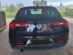 Nero Usata 2017 Alfa Romeo Giulietta Due volumi | 11.000 € (Cara)