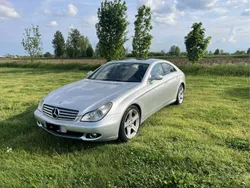 Usata 2006 Mercedes CLS320 Tre volumi | 9000 € (Buon prezzo)
