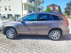 Bronzo Usata 2011 Honda CR-V Exclusive SUV | 8000 € (Buon prezzo)