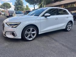 Bianco Usata 2022 Audi A3 e-tron Advanced Due volumi | 29.900 € (Molto cara)