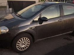 Grigio Usata 2009 Fiat Grande Punto Dynamic Due volumi | 2500 € (Ottimo prezzo)
