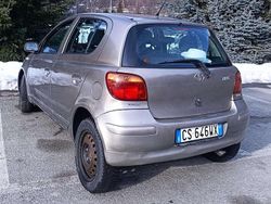 Bronzo Usata 2005 Toyota Yaris Sol Due volumi | 1750 € (Super prezzo)