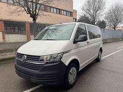 Bianco pastello Usata 2022 VW Caravelle Trendline Monovolume | 28.500 € (Buon prezzo)