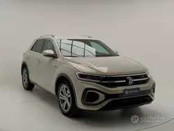 Beige Usata 2023 VW T-Roc R-line SUV | 28.500 € (Buon prezzo)