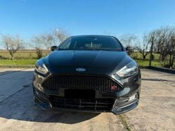 Nero Usata 2015 Ford Focus ST Tre volumi | 11.000 € (Super prezzo)