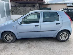 Usata 2003 Fiat Punto Due volumi | 1400 € (Buon prezzo)