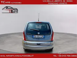 Usata 2010 Lancia Musa Monovolume | 3650 € (Buon prezzo)