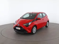 Rosso Usata 2021 Toyota Aygo Connect Style Due volumi | 11.899 € (Buon prezzo)