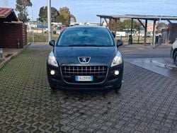 Grigio Usata 2011 Peugeot 3008 Tre volumi | 2400 €