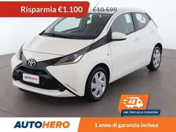 Bianco Usata 2017 Toyota Aygo X-play Due volumi | 9499 € (Buon prezzo)