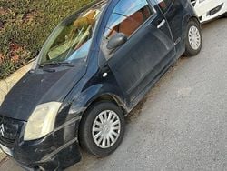 Nero Usata 2004 Citroën C2 Exclusive Due volumi | 700 € (Super prezzo)