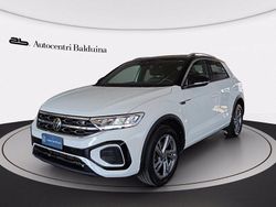 Bianco/tetto nero Usata 2022 VW T-Roc R-line SUV | 26.900 € (Cara)